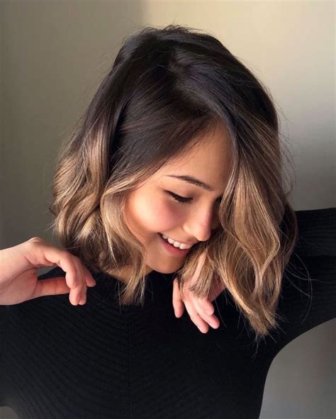 morena iluminada mel cabelo curto|Morena iluminada cabelo curto: 30 looks de inspiração e dúvidas